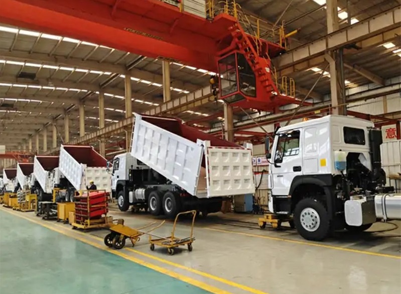Dump truck workshop