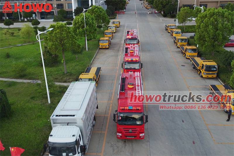 HOWO 6X4 12000L water foam fire rescue truck