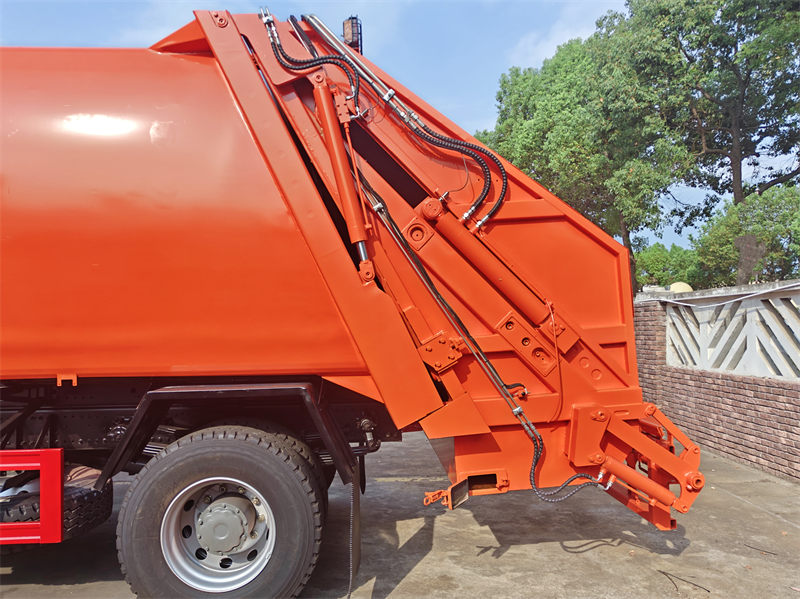 Howo garbage compactor truck