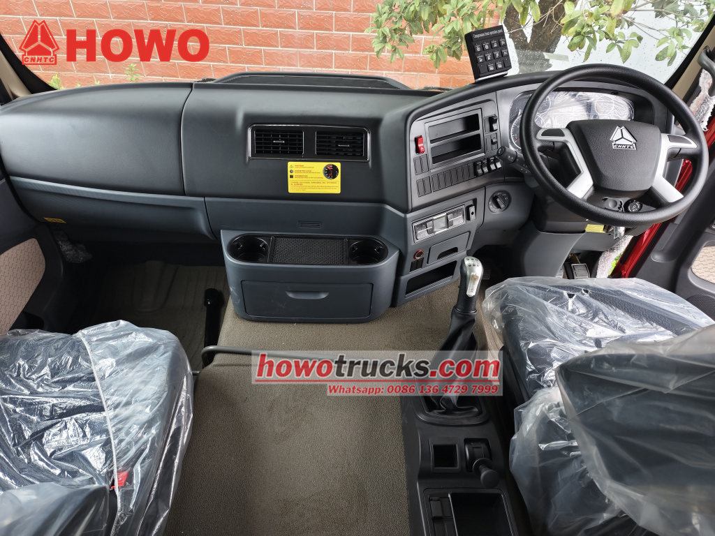 Sinotruk HOWO TX garbage truck with compactor