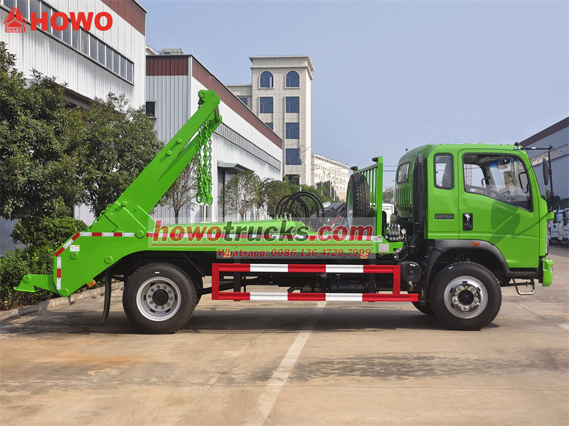 HOWO swing arm garbage truck