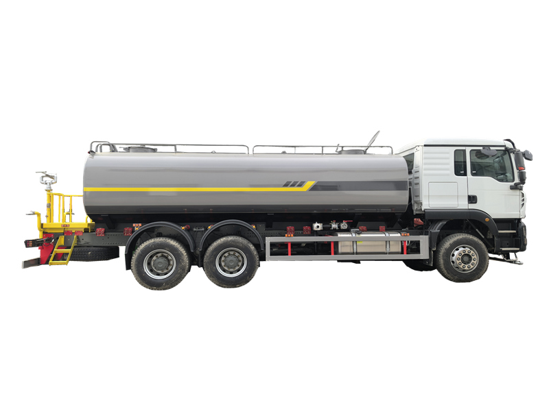 HOWO 10 wheeler water sprinkler truck
