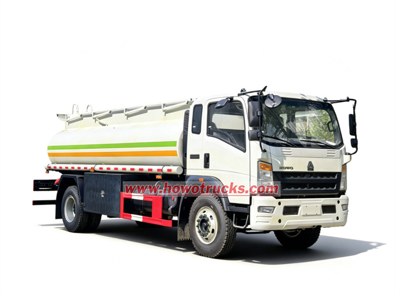 &nbsp;HOWO 4x2 fuel tank truck